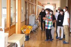 0909(8) 0909(8)