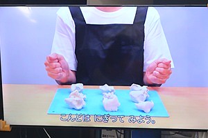 1208(2) 1208(2)