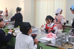 1210(14) 1210(14)