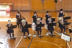 0228(16) 0228(16)