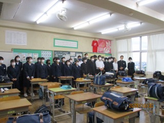 3年 3年