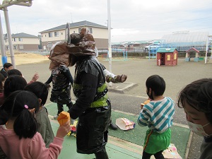 鬼つき (3) 鬼つき (3)