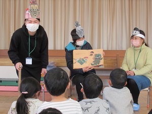 読み聞かせ (3) 読み聞かせ (3)