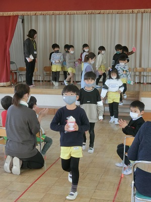 退場 退場