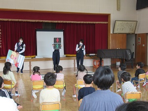 交通安全教室 (4) 交通安全教室 (4)