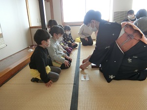 お茶会 (1) お茶会 (1)