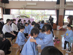 入学式つき 入学式つき