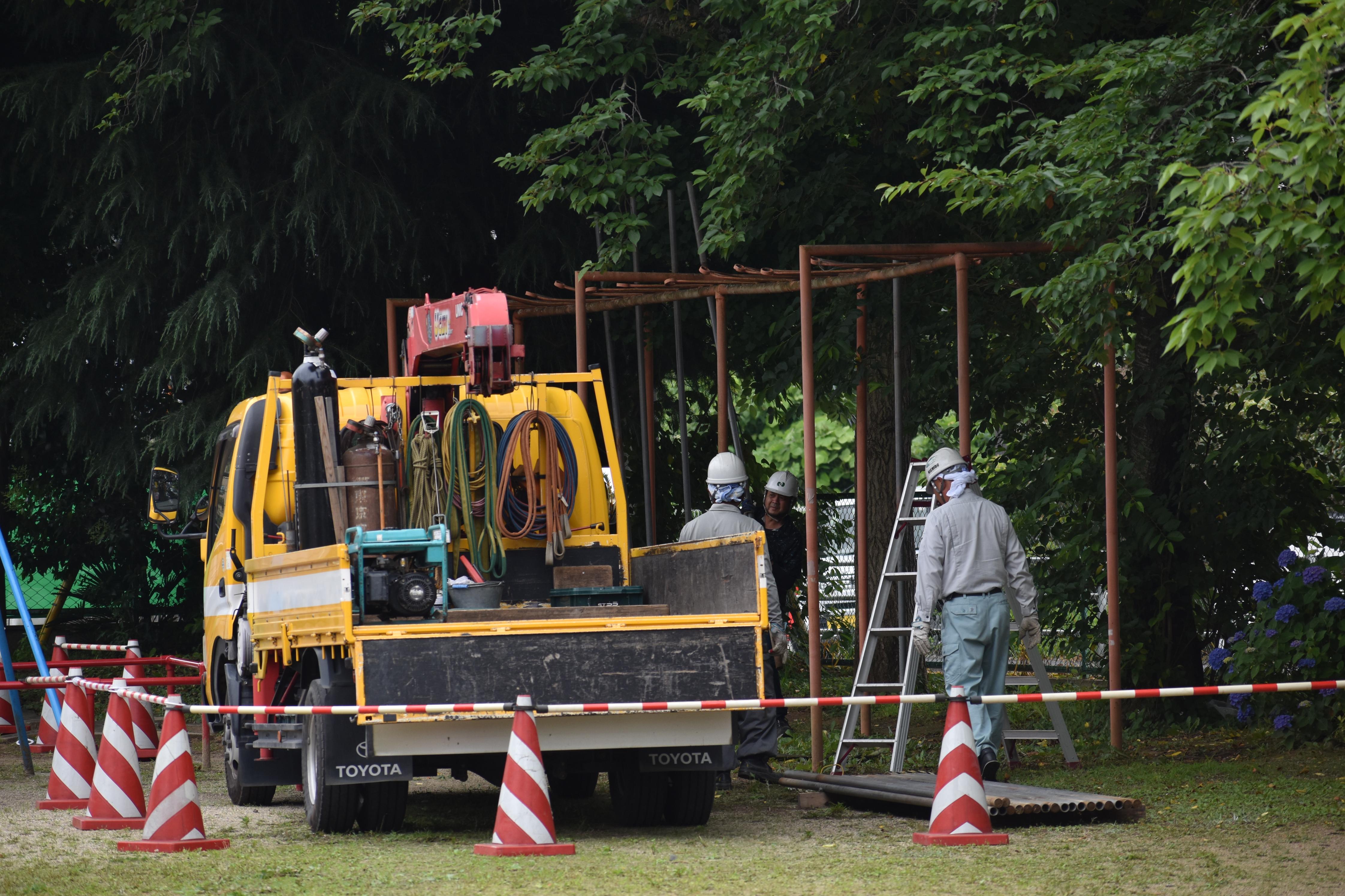 登り棒撤去 登り棒撤去