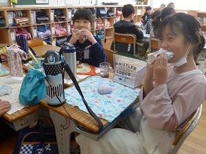 3年