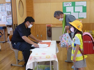 引き渡し