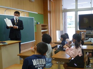 3年 3年