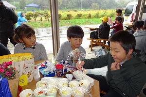 遠足(3)昼食 (22) 遠足(3)昼食 (22)