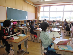 3年