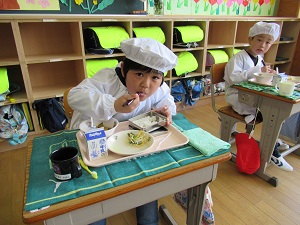 給食