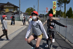 一輪車