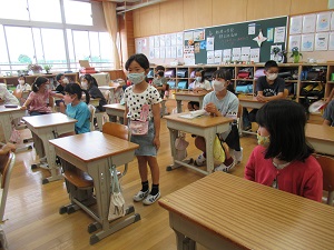 縦割り班 縦割り班