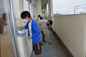 6年