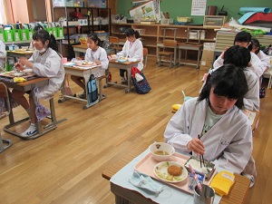給食 給食