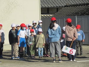 縦割り班 縦割り班