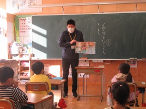 読み聞かせ