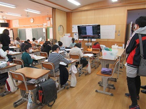 4年
