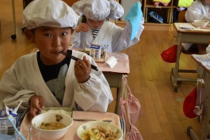 給食