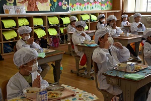 給食