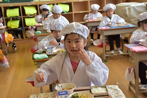給食