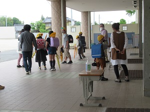 引き渡し