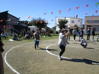 2EEA4B17-3BC0-40FC-8FD5-D3326FE99491 2EEA4B17-3BC0-40FC-8FD5-D3326FE99491