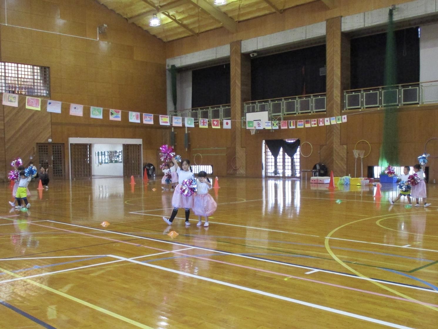 ポーズ! ポーズ!