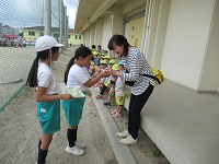幼稚園生も見学に