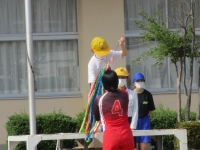 千羽鶴の贈呈 千羽鶴の贈呈