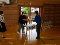 お昼休みを利用して来校された方もいました お昼休みを利用して来校された方もいました