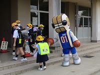 ロボスケとグータッチ