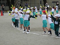 みとちゃんダンスで準備運動