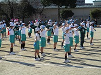 みとちゃんダンスで準備運動1