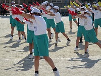 みとちゃんダンスで準備運動2