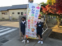 正門で