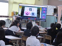 各教室からお話を聞きました