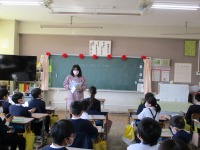 登校班集会1