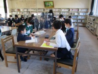 登校班集会4