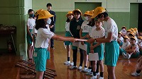 朝のつどい