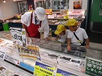 お店の人へインタビュー