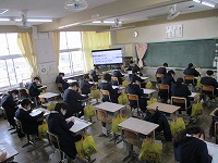 テストの様子3 テストの様子3