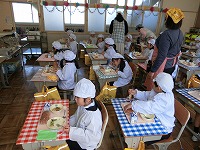 給食風景2 給食風景2