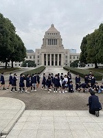 国会議事堂にて 国会議事堂にて