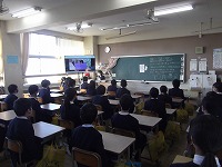 始業式はオンラインになりました