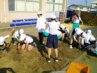 1時間の授業であっという間にきれいに整備できました 1時間の授業であっという間にきれいに整備できました