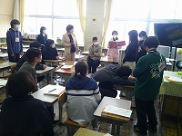 振り返ってどうすればよかったのか話し合い中！